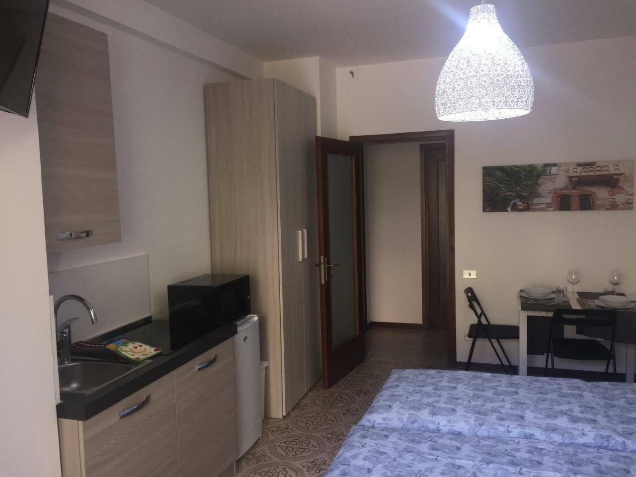 Room Verona Holidays 외부 사진